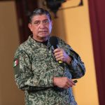 La Columna de “El Mono Grosero”…Secretario de la Defensa Nacional: “el que no tranza no avanza”