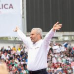 La Columna de “El Mono Grosero”…”no manches Feyo, no te creas el muy muy, no hay que ser tan sangrón