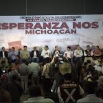 La Columna de “El Mono Grosero”.. Morena, puro amor…jajaja