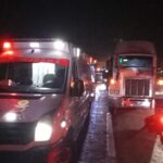 Dos lesionados deja choque entre una motocicleta y un vehículo en Morelia