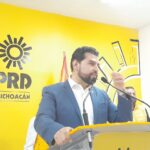 Mañana, Octavio Ocampo se retira del Congreso del Estado