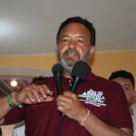 Edil de Pátzcuaro solapa borracheras de policías municipales, él hace lo mismo, denuncian