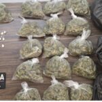 SSP asegura en Uruapan un auto robado con más de 80 dosis de droga
