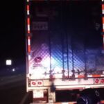 Tractocamión cargado de aguacate desaparece, en operativo localizan la caja totalmente vacía