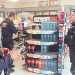 Arde Uruapan: delincuencia quema Oxxos y vehículos
