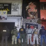 En cateo, asegura FGE un centro nocturno y droga en Pátzcuaro