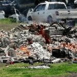En Apatzingán, incinera FGE productos apócrifos e insumos utilizados para consumo de drogas