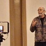 Guillermo Arriaga cautiva a los jóvenes en la Feria Internacional del Libro y la Lectura de Morelia