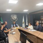 Se reúnen ombudsperson y coordinador de los centros penitenciarios de Michoacán Ombudsperson y coordinador de centros penitenciarios