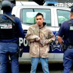 Detienen a “El Borrego” dentro de una casa, donde quería robar, traía una pistola