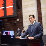 Propone Ernesto Núñez crear base de datos de telefonía celular, en México
