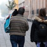 Sigue estas recomendaciones la SSM para proteger a estudiantes del frío