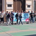 Integrantes de ProVida protestan en el Congreso del Estado