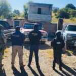 En Indaparapeo, catea FGE deshuesadero y asegura dos vehículos