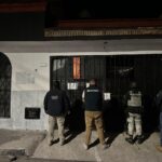 En Morelia, FGE realiza cateo y recupera un vehículo robado y narcótico