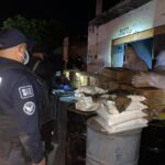 Autoridades estatales y federales aseguran en Morelia bodega con narcóticos y químicos