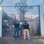 En cateo, asegura FGE inmueble, recupera dos vehículos y detiene a Carlos Daniel “N”