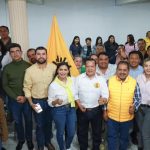 Araceli Saucedo se reúne con militantes del PRD en el Distrito de Zacapu