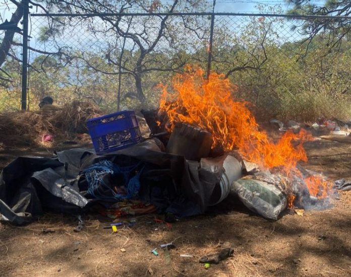 Narco-campamento Paracuaro