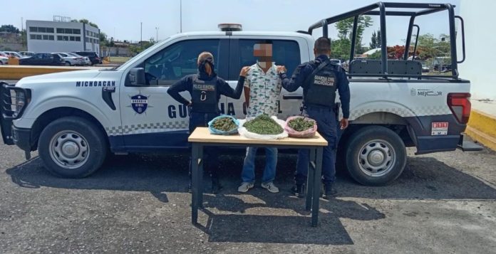 hombre detenido con droga 2025-05-22 at 19.47.22