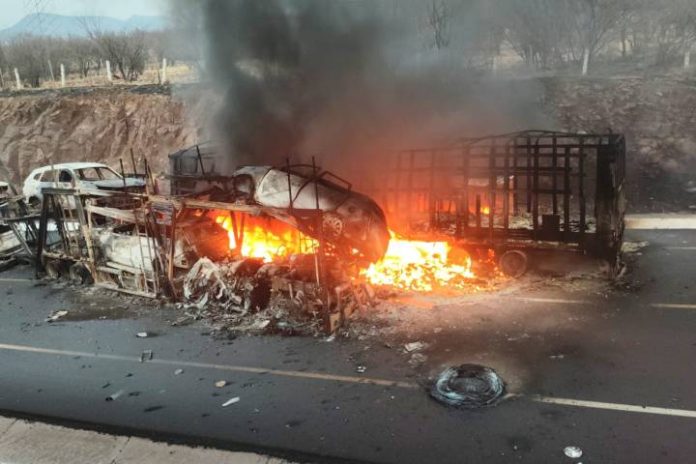 choque autopista Siglo XXI