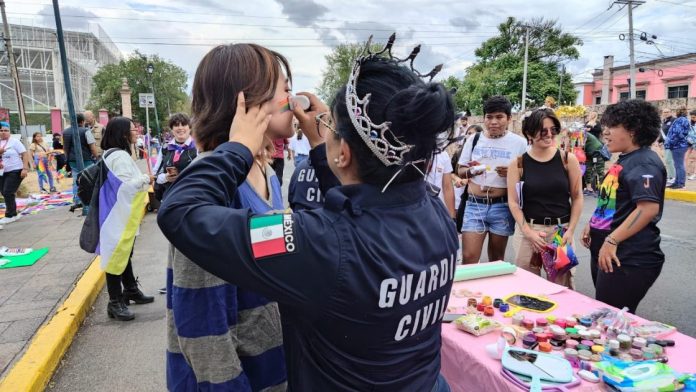 Guardia civil LGBT