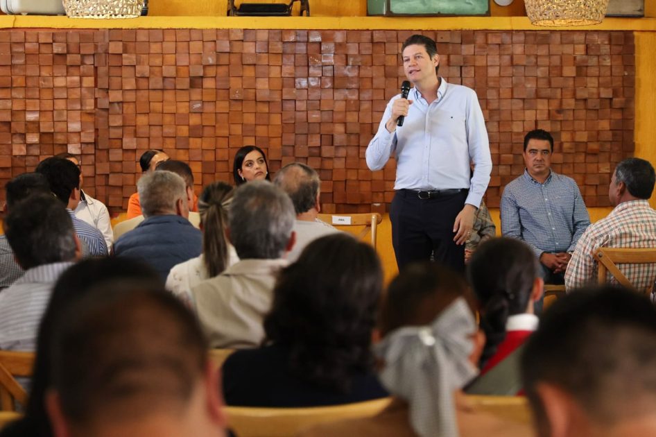 La Columna de “El Mono Grosero”….Poncho y su precampaña adelantada…la única fe de Fabiola es el peje y Claudia