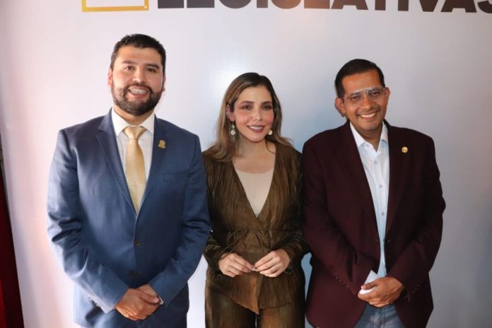 Brissa Arroyo,. Octavio Ocampo