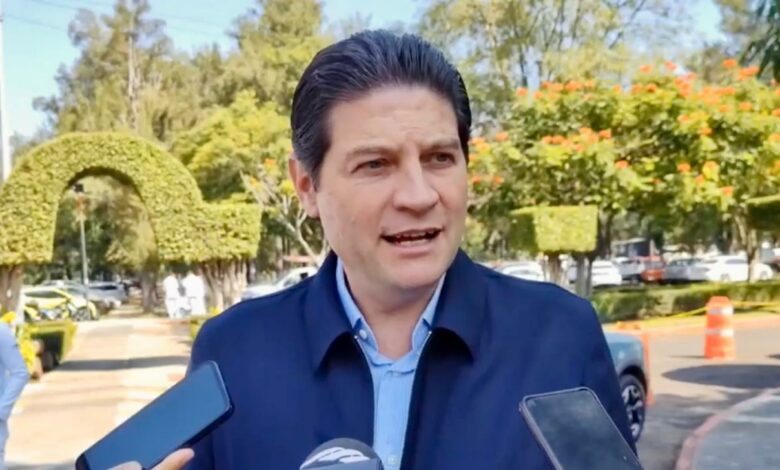 PODER PÚBLICO: ¿Cuándo hará justicia a los medios de comunicación don Poncho?