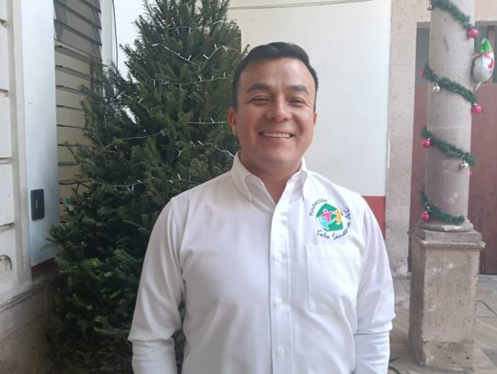 Nuevo Zirosto, Luis Manuel Soto