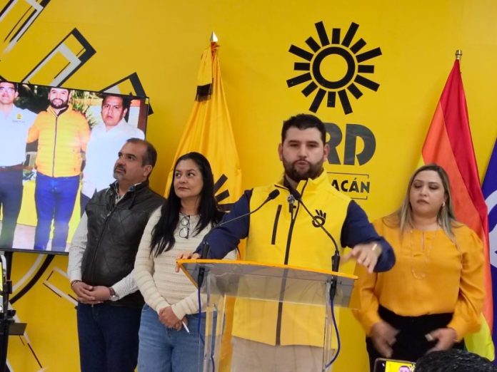 Octavio Ocampo,. PRD