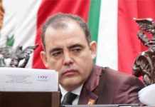 Baltazar Gaona corre a personal de seguridad armados de Carlos Bautista