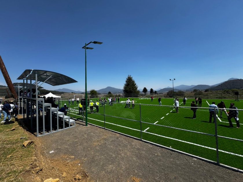 Gobierno estatal invierte más de 100 mdp en construir 45 canchas de fútbol 7