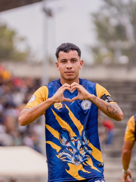 Tigre Castro, estudiante de la UMSNH, se consagró bicampeón de golpeo