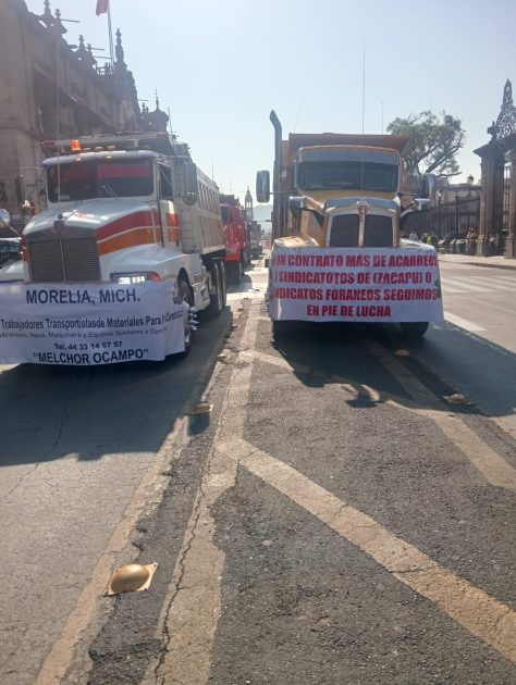 Avanza marcha del Día del Trabajo en Morelia