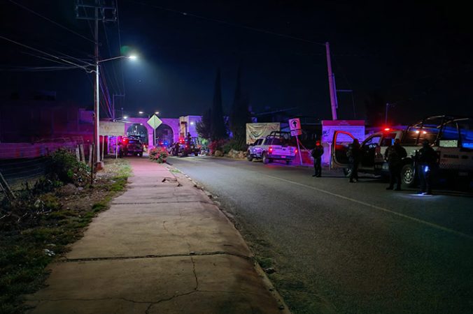 Identifican a los policías y civil lesionados a balazos en Copándaro