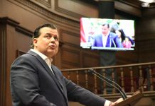 En Michoacán el desplazamiento forzado no es delito, Guillermo Valencia propone castigarlo