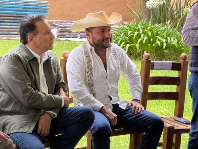 Humberto García, alcalde de Huiramba