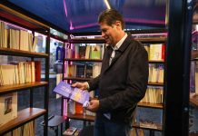 Alfonso Martínez inaugura cabinas de lectura ‘Morelia se lee’