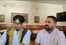 En horario laboral, funcionario del Ayuntamiento de Pátzcuaro promueve a Raúl Morón