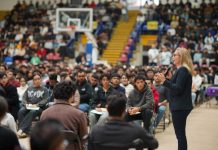 A poner todo el empeño para ingresar a la UMSNH, invita rectora a aspirantes que presentan examen